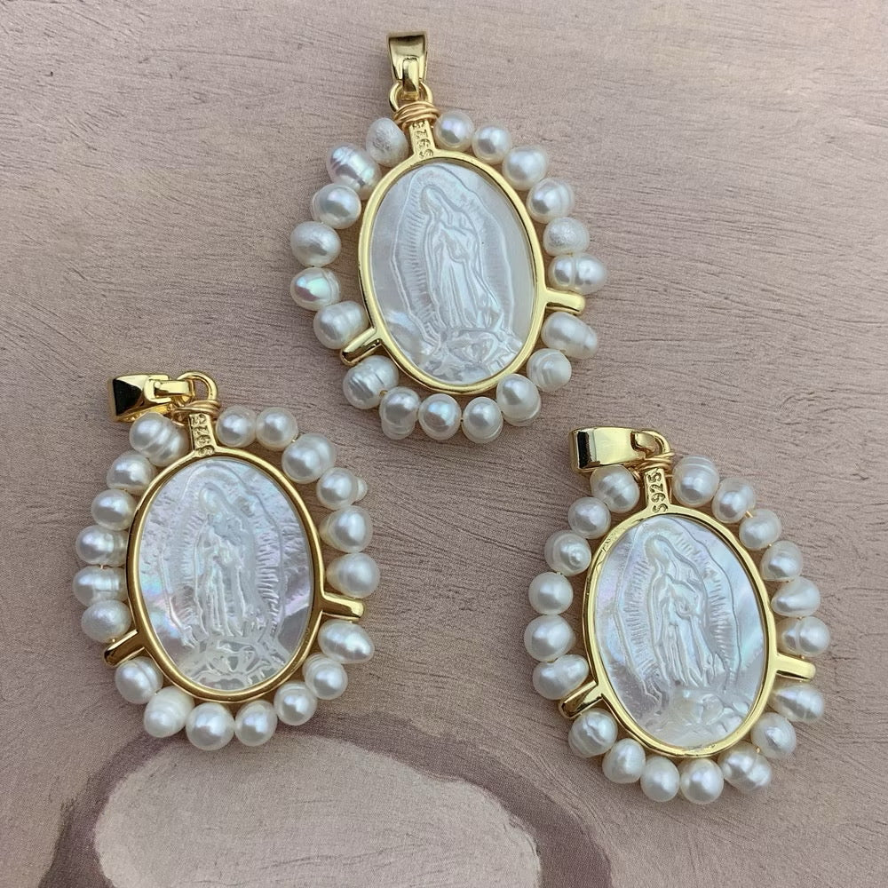 Mary Pearl Earrings